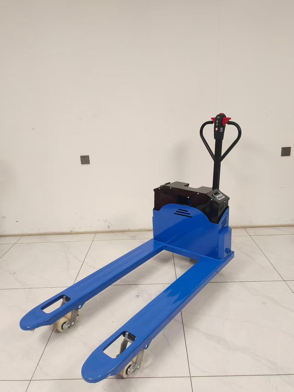 Transpaleteira elétrica 48V 40Ah — foto 1